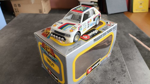 Burago 0106 peugeot 205 - 1/25,