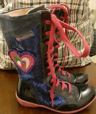 Incredibili stivali Agatha