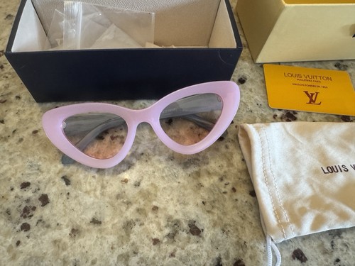 Authentic louis vuitton - authentic,