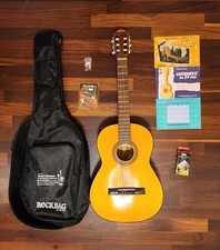 Chitarra classica Clarissa 4/4 + custodia Rockbag, tuner, corde & metodo – kit
