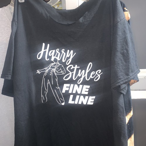 Harry styles tshirt large