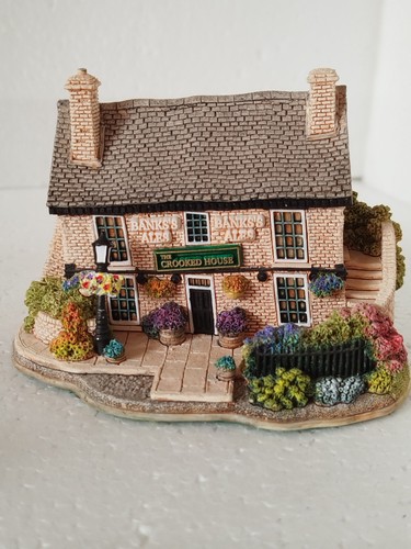 Lilliput lane the crooked - lilliput,