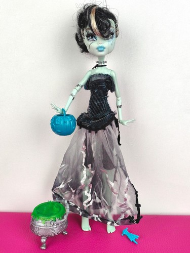 Monster high doll frankie - monster,