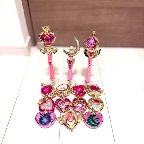 Sailor moon rod compact - moon, gacha