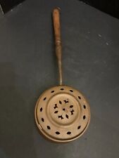 Antico scaldapiedi o letto in rame con manico in legno di rovere