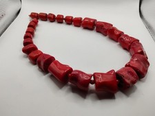 Collana di perle di corallo