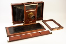 Macchina fotografica banchetto