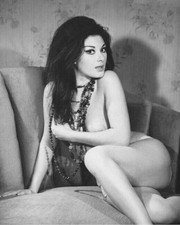 Edwige fenech posa glamour sul - fenech,