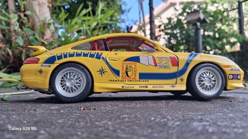 Porsche 911 carrera 18 - porsche, 1/18