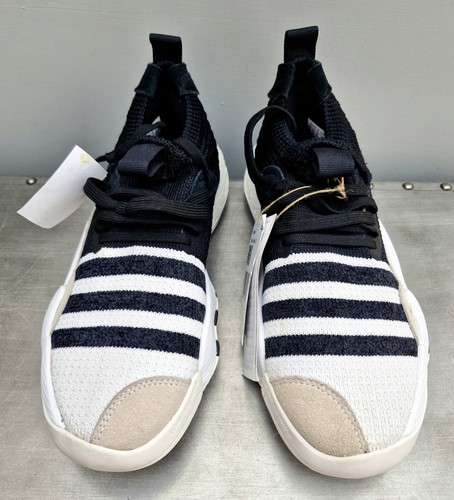 Sneakers adidas trae young - adidas,