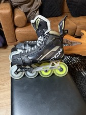 Pattini da hockey in linea CCM