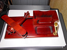 AEREO PORTA PENNA E BIGLIETTI DA TAVOLO IN LEGNO - WOODEN TABLE CARD HOLDER 