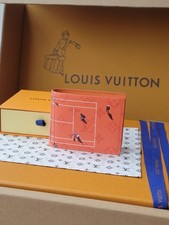 Louis Bifold Leather Wallet