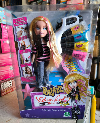 Bratz fashion look style - &,