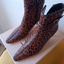 Stivaletti di donna on pelle