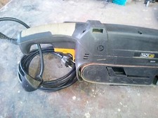 LEVIGATRICE A NASTRO E DA BANCO TACKLIFE COME NUOVA + 6 NASTRI TUTTE LE GRANE