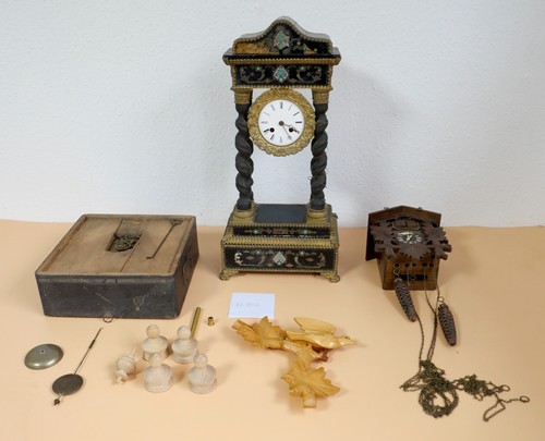 Lotto vecchio antico orologio