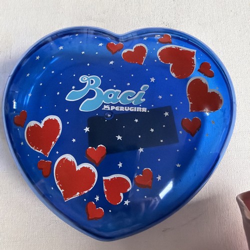 Baci perugina italia - baci,
