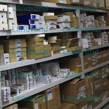 Regolatore rilevatore di