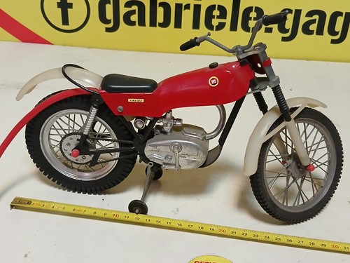 Motocicletta filoguidata - ,