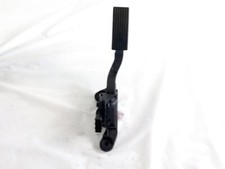 32700-1R000 PEDALE