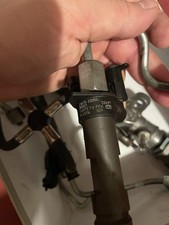 INIETTORi DIESEL BOSCH TOYOTA YARIS AURIS COROLLA 1.4 D-4D 23670-3305