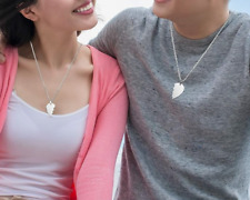 Ciondolo Cuore Spezzato LOVE COPPIA  in Acciaio Inox + 2 Collane + Incisione