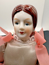 Antica bambola vintage boudoir