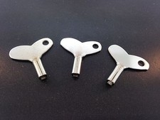 Novelty Pendulette Clock Key