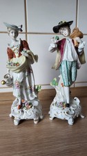 Statua in porcellana "Coppia