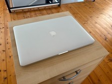 Apple MacBook Pro 15" (Mid