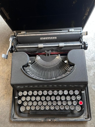 Macchina scrivere olivetti - da,