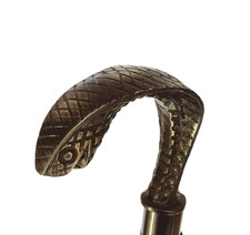 Manico testa di serpente in