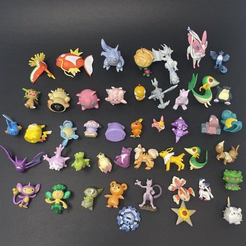 Nintendo pokemon figurines lot - figurines,