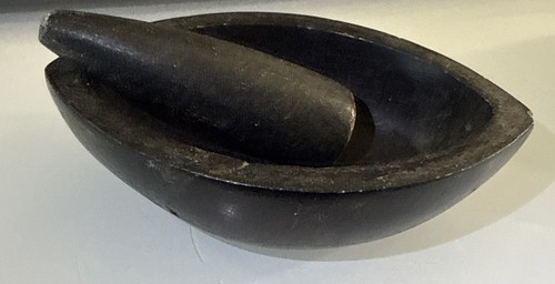 Antica ciotola ovale mortaio - , e