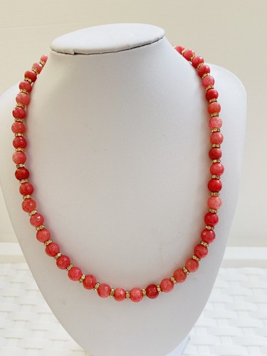 Collana con pietre preziose - , in