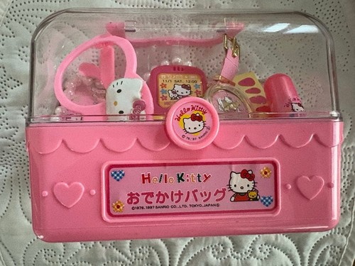 Hello kitty - kitty,