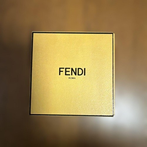 Fendi gold initial - initial, metal