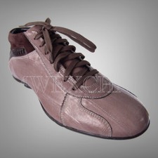Scarpe sportive italiane