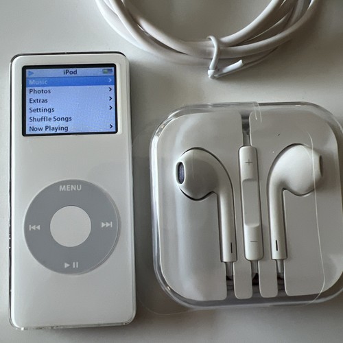 Apple ipod nano 1a - apple, nano,