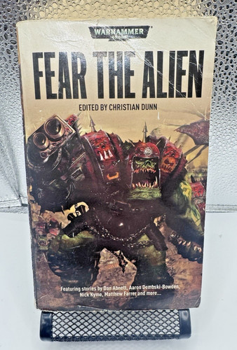Warhammer 40k fear the alien - warhammer,