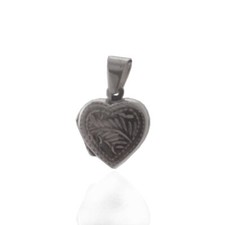 Heart Photo Holder Pendant