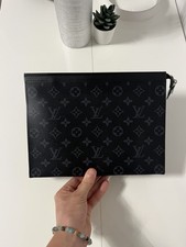 Pochette Louis Vuitton