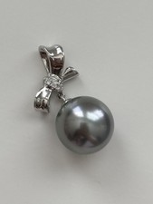 Ciondolo in oro bianco 18 kt 10,1 mm con perle nere di Tahiti e diamanti - GRANDE LUCENTEZZA 2,41 gm