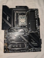 AMD Ryzen 9 7900X con MSI MAG