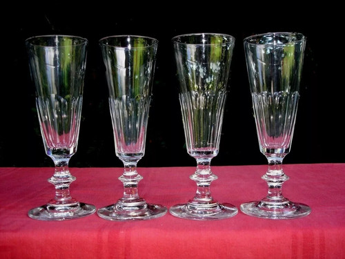 Flute champagne in - di,