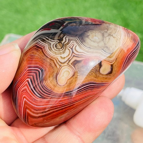 109g top natural red and - natural,