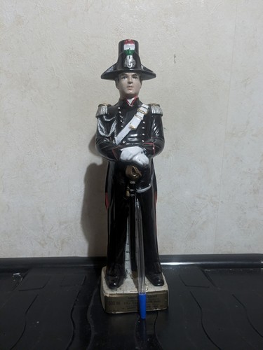 Capodimonte carabiniere - capodimonte,