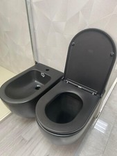 Sanitari bagno A TERRA NERO