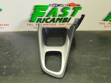 RIVESTIMENTO CORNICE CONSOLE CENTRALE TOYOTA YARIS XP210 58811-K0030 2021